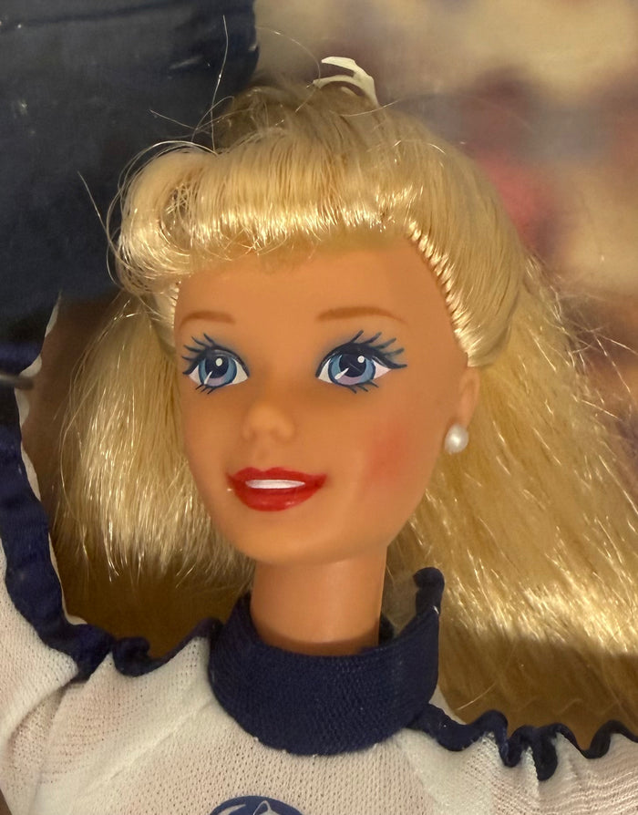 Mattel Barbie - 1996 Penn State University Barbie 17698