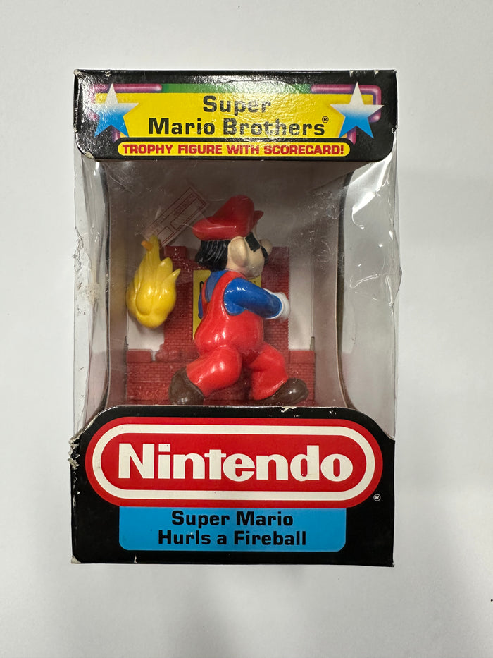 Hasbro Nintendo Trophy Figure - Super Mario Brothers - Super Mario Hurls a Fireball (Vintage, 1988)