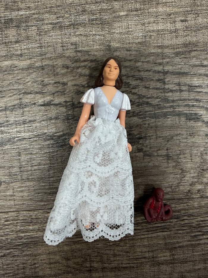 Hasbro Indiana Jones and the Raiders of the Lost Ark  - Marion Ravenwood Retro Collection (Loose)