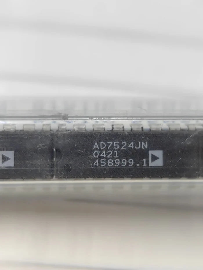 AD7524JNZ DIP IC Chip New in Stock Electronic Components