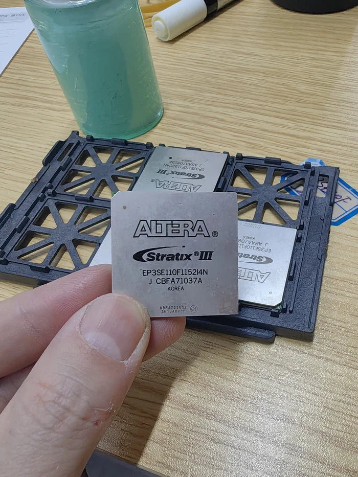 EP3SE110F1152I4N BGA-1152 FPGA Field Programmable Gate Array IC Chip New in Stock Electronic Components