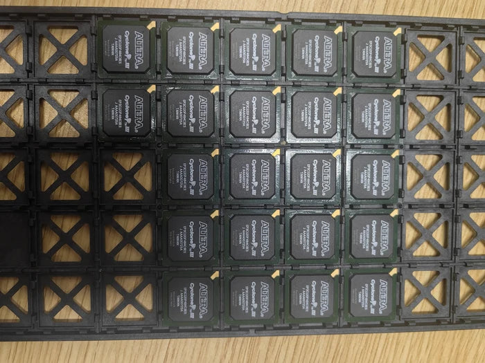 EPP3C120F484C8ES BGA IC Chip New in Stock Electronic Components
