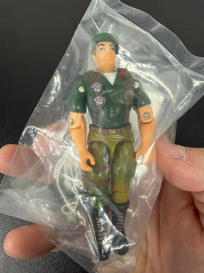 Hasbro GI Joe 2002 CONVENTION EXCLUSIVE Paratrooper Dusty with Parachute