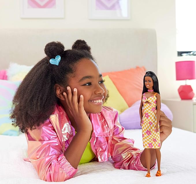 Mattel Barbie Fashionista Doll #233